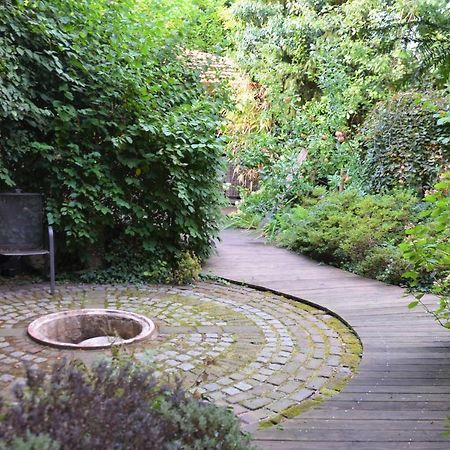 Gaestezimmer Mit Garten In Fischeln كريفيلد المظهر الخارجي الصورة