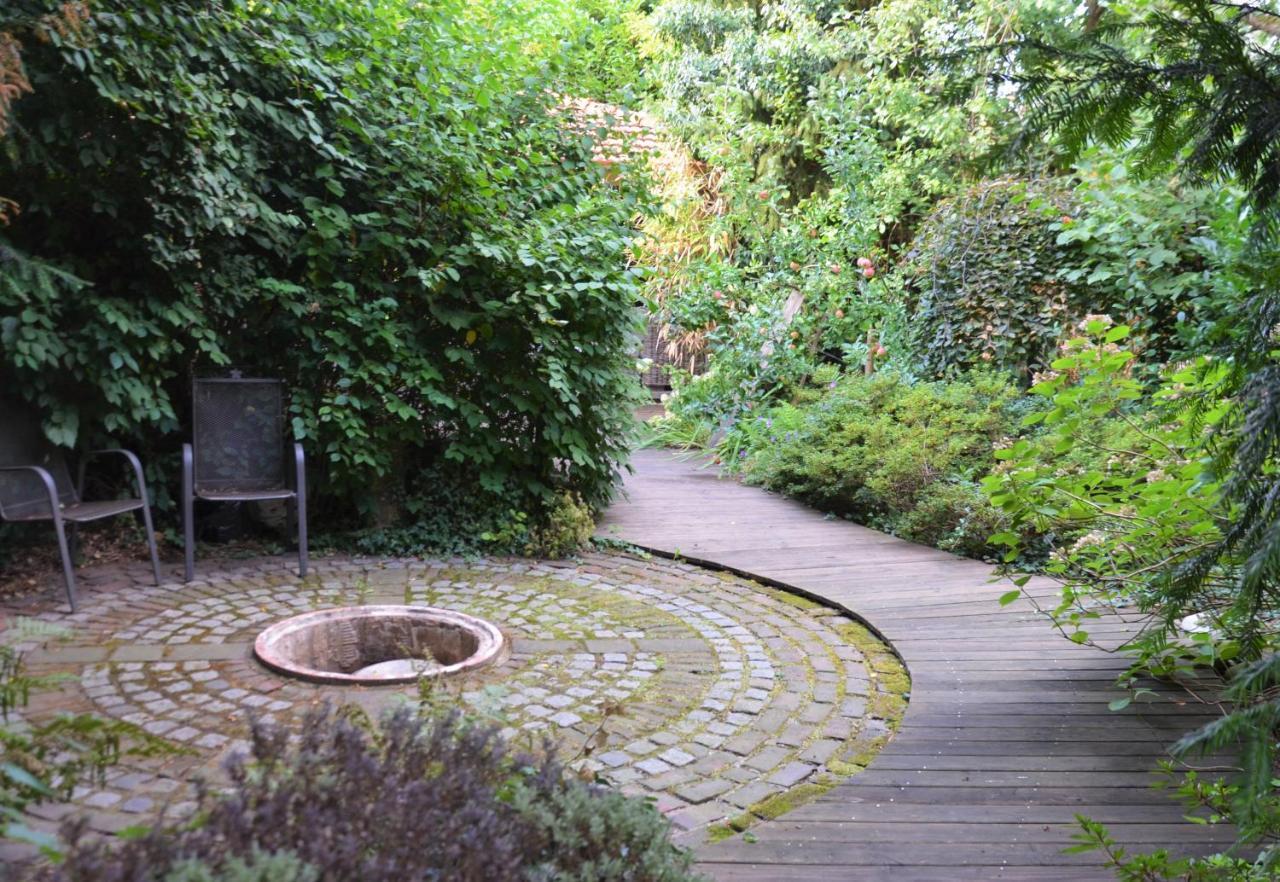 Gaestezimmer Mit Garten In Fischeln كريفيلد المظهر الخارجي الصورة