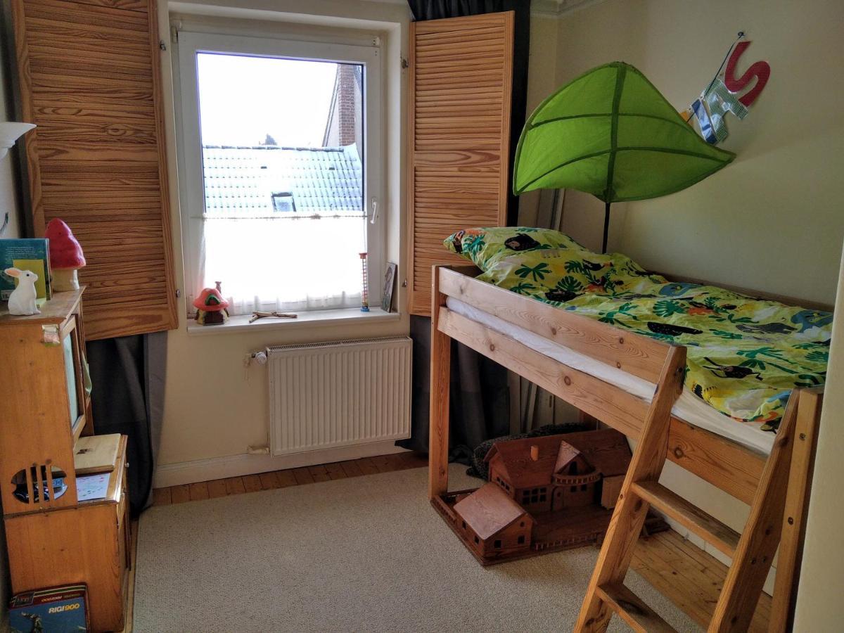 Gaestezimmer Mit Garten In Fischeln كريفيلد المظهر الخارجي الصورة