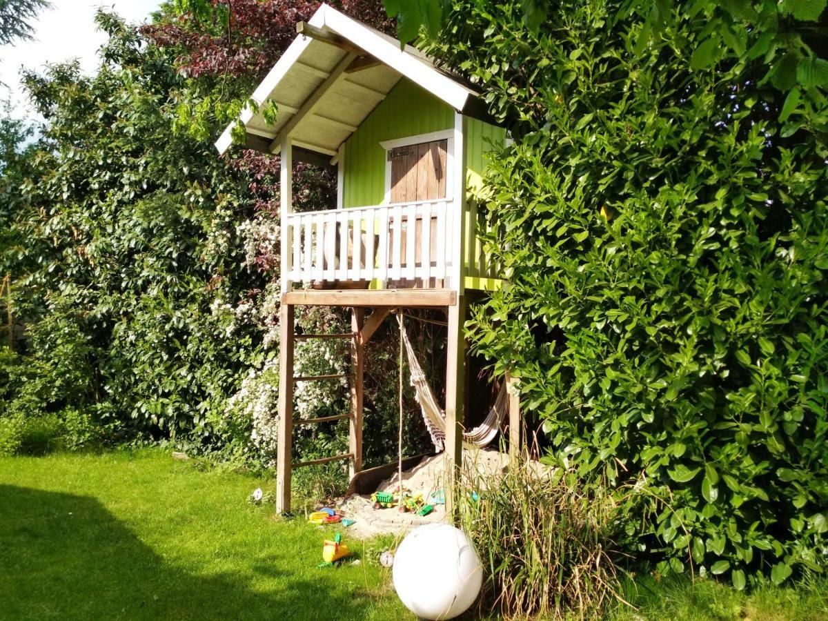 Gaestezimmer Mit Garten In Fischeln كريفيلد المظهر الخارجي الصورة